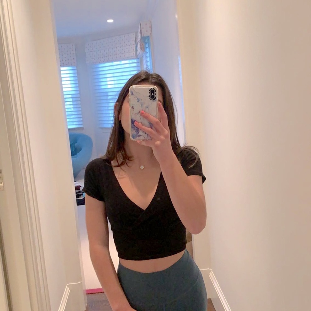 Black short sleeve top